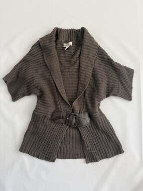 Y2K half sweater large brown knit with brown belt